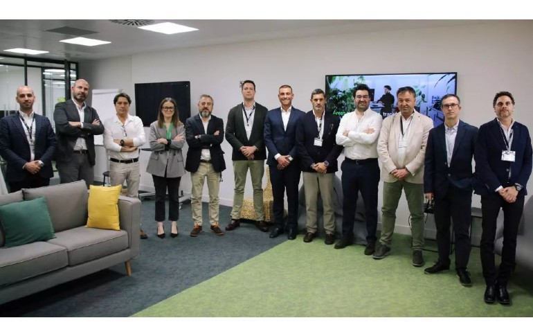 XII Mesa redonda de la distribución profesional patrocinada por nuestro partner Schneider Electric: margen, especialización y prescripción como claves del sector