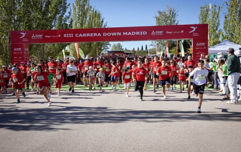 Más de 3.000 personas participan en la XIII edición de la carrera Down Madrid, patrocinada por Mitsubishi Electric