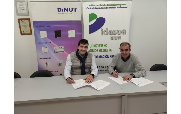 Dinuy firma un acuerdo de colaboración con el Centro de formación profesional del Bidasoa