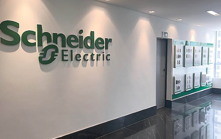 Schneider Electric presenta su oferta digital de los Centros de Datos, en Data Centre World Madrid 2023