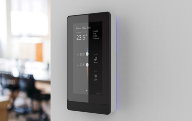 Schneider Electric lanza el innovador Touchscreen Room Controller, revolucionando el confort y la eficiencia en espacios modernos