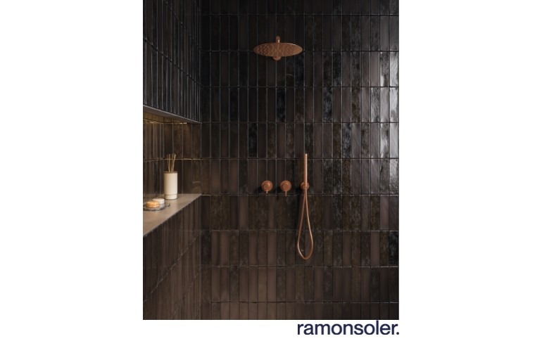 ramonsoler presenta su monomando horizontal de ducha empotrado: integración estética y máxima versatilidad