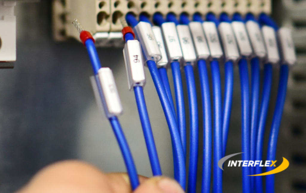 INTERFLEX: qué son los bornes de conexión y por qué son esenciales para la seguridad eléctrica