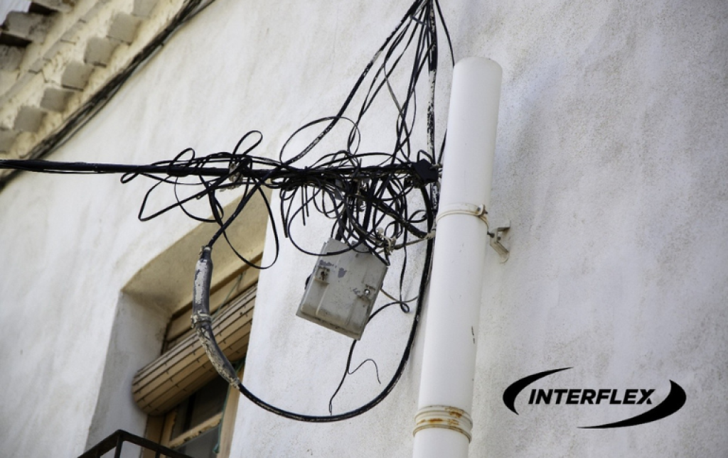 INTERFLEX: Cómo proteger un cable de la intemperie y garantizar la seguridad en instalaciones exteriores