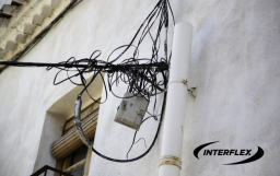 INTERFLEX: Cómo proteger un cable de la intemperie y garantizar la seguridad en instalaciones exteriores